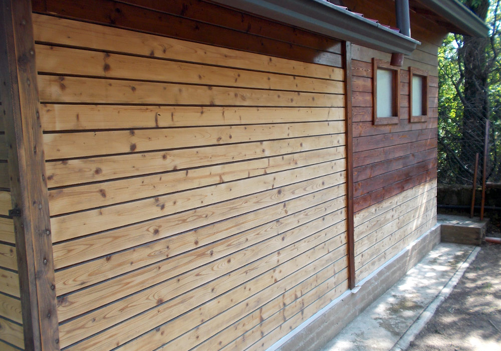 Restauro parete legno