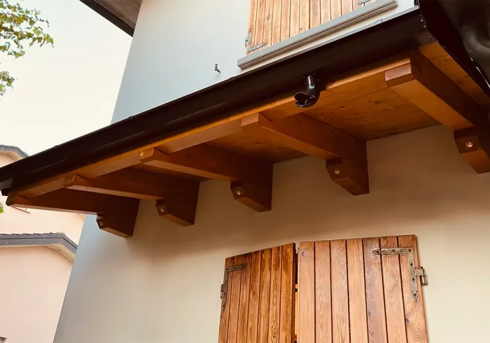 Tettoia in legno reggio emilia